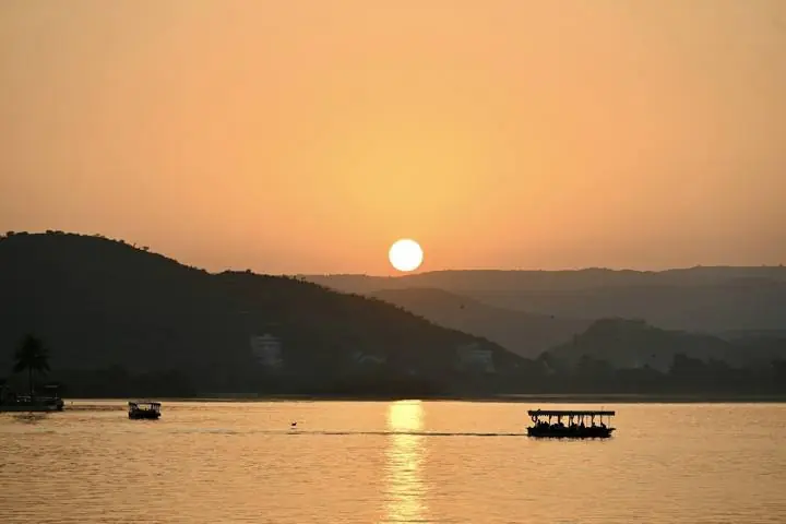 Sunrise hike at Bahubali Hills